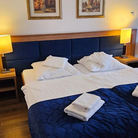 Bursztyn Spa Kolobrzeg Ngoại thất bức ảnh
