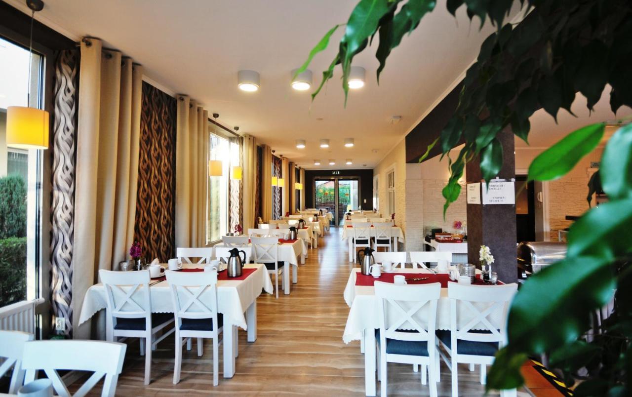 Bursztyn Spa Kolobrzeg Ngoại thất bức ảnh
